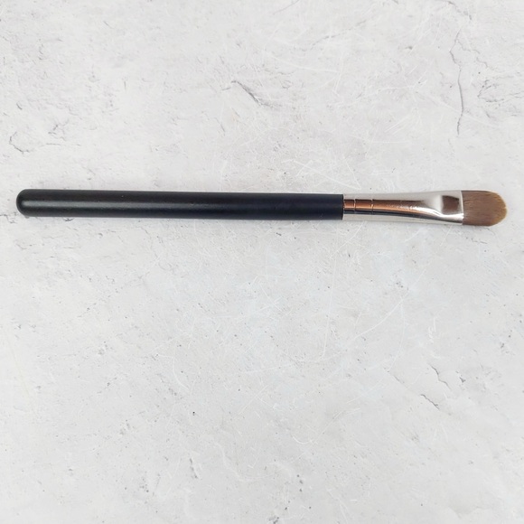 MAC 249 Large Shader Brush - Picture 2 of 6